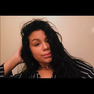 Meet your Posher, Maya